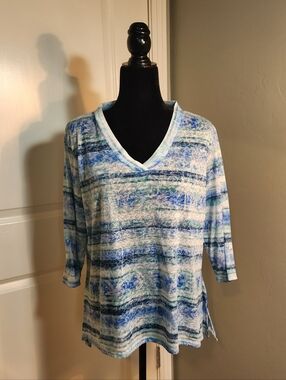 Ruby Rd. Petite XL V-Neck Top in Light Blue and White Tie-Dye